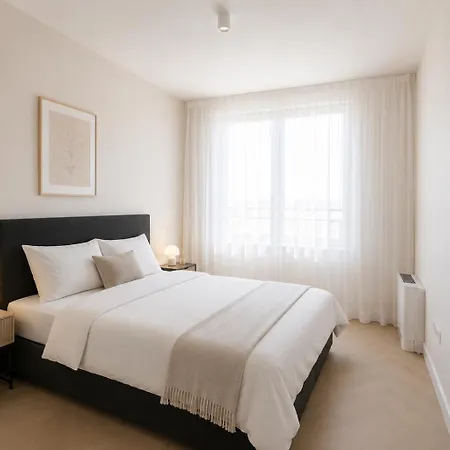 1 Bdr 1 Bthr Free Private Parking Paradise Mall Mountain View High Floor Apartment *