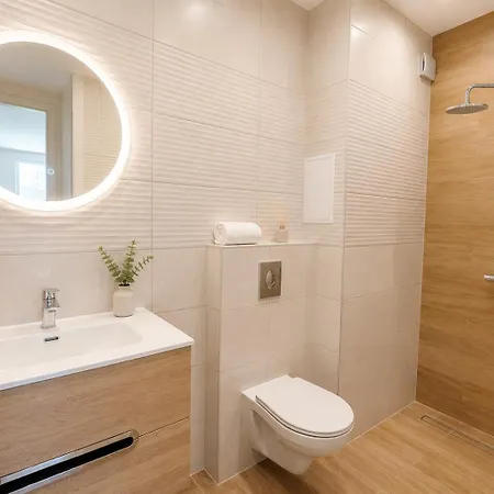 1 Bdr 1 Bthr Free Private Parking Paradise Mall Mountain View High Floor Apartment Sofia